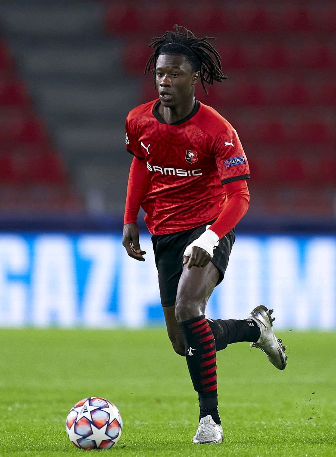 包含雷恩力克圣埃蒂安,夺得重要的三分,积分攀升的词条 包含雷恩力克圣埃蒂安,夺得重要的三分,积分攀升的词条