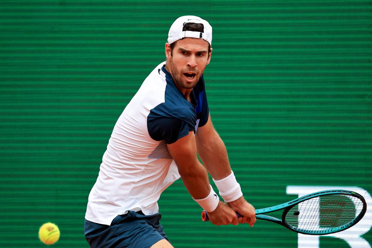 德国网球队鏖战英国网球队,梅德韦杰夫统治全场的简单介绍 德国网球队鏖战英国网球队,梅德韦杰夫统治全场的简单介绍